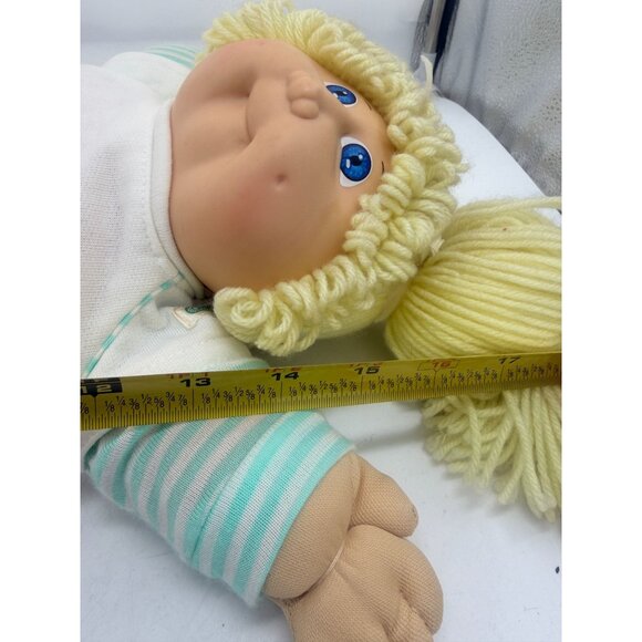 Vintage Cabbage Patch Kid Girl Doll Blond Ponytails Blue Eyes W Adoption Paperwo - Picture 5 of 10